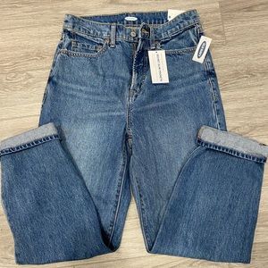 Old Navy Extra High Waisted Sky Hi Straight Jeans